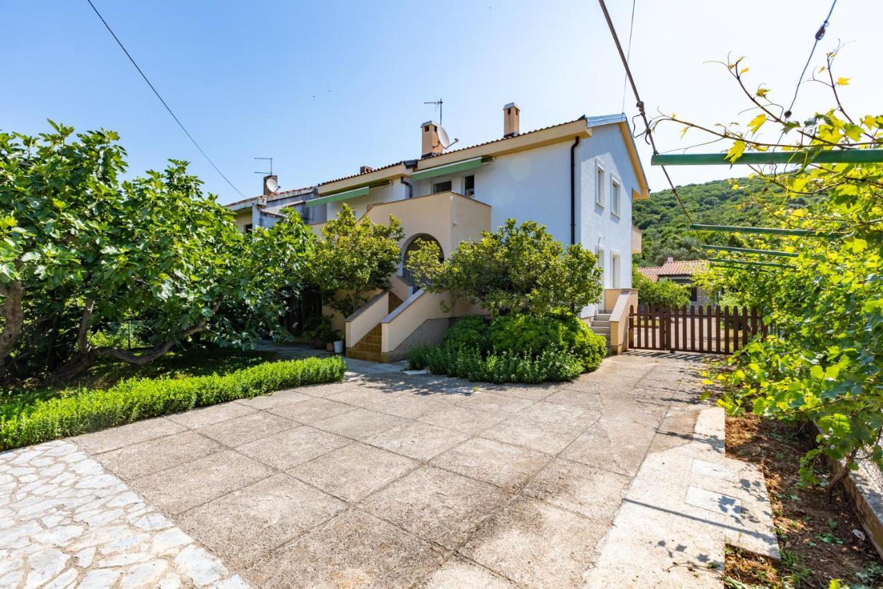 Apartments Vesna Punat Luaran gambar