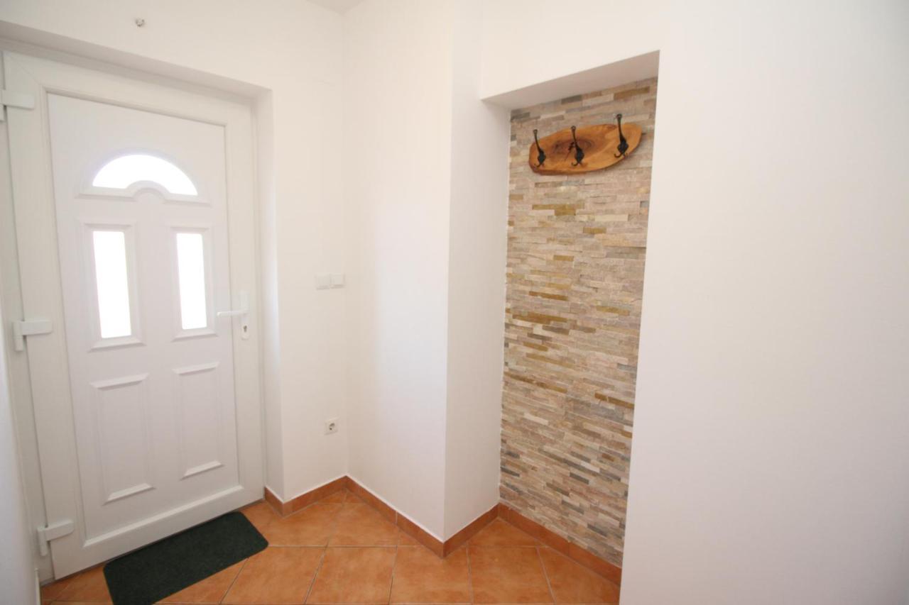 Apartments Vesna Punat Luaran gambar