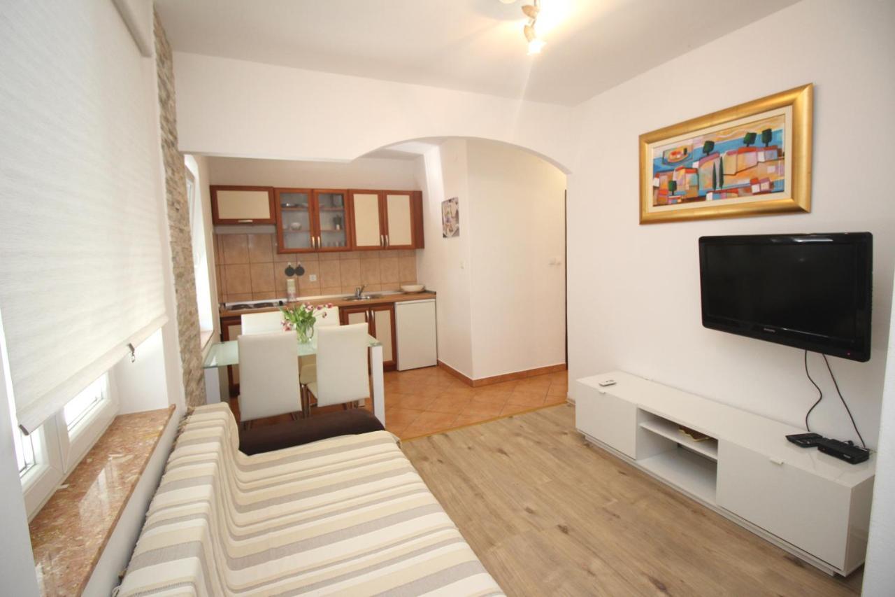 Apartments Vesna Punat Luaran gambar